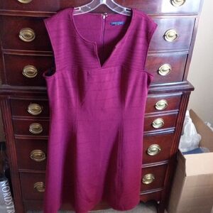 TOMMY HILFIGER Elegant Burgundy Sleeveless Dress 16